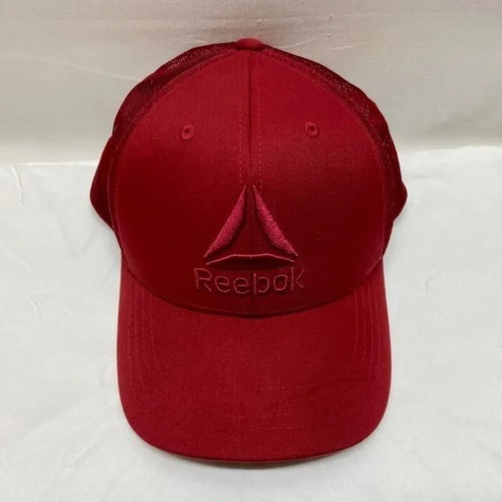 Reebok Snapback Trucker Cap Adult OSFA Adjustable Red Embroidered Mesh Back Hat‎